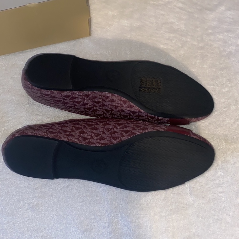 Michael Kors Jilly Ballet Flats Merlot Size 8.5 (no lid box) - Picture 6 of 8